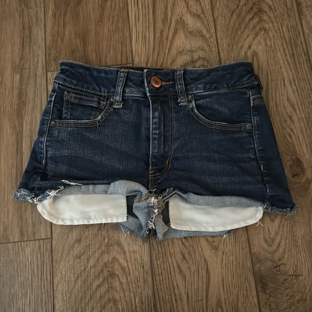American Eagle hi-rise shortie shorts